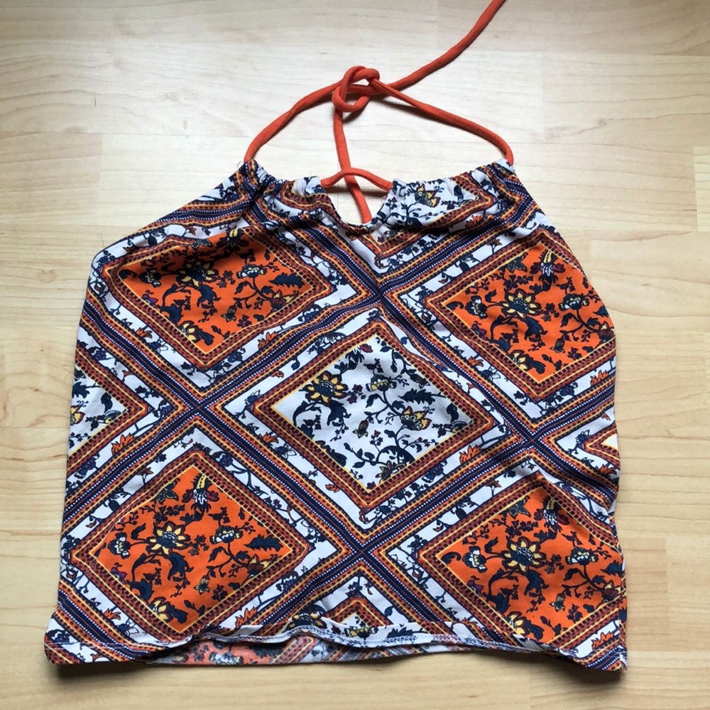 Crop top